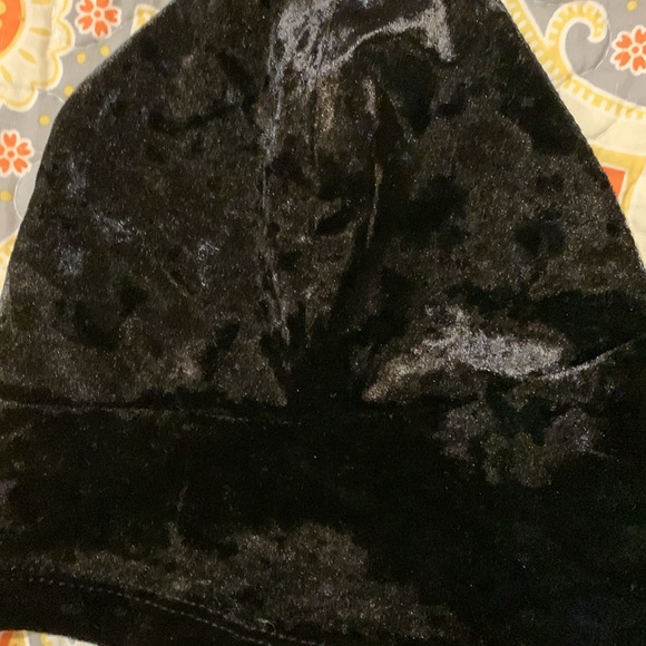 Zara Black Velvet Bralette - Picture 3 of 4
